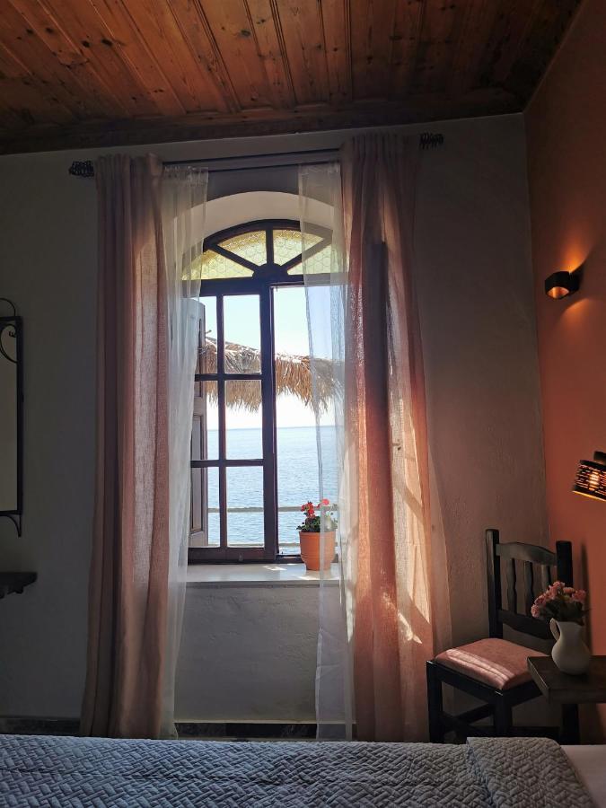 Terracotta Boutique Beach Studios Mithymna Exterior photo