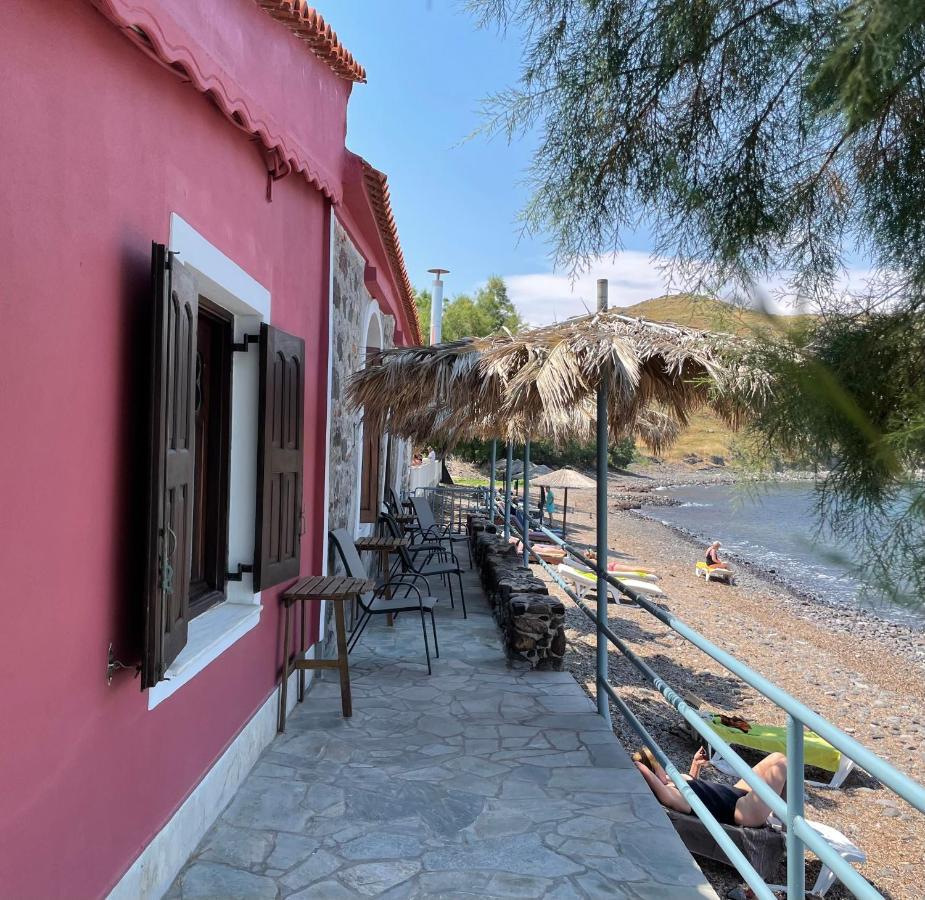 Terracotta Boutique Beach Studios Mithymna Exterior photo