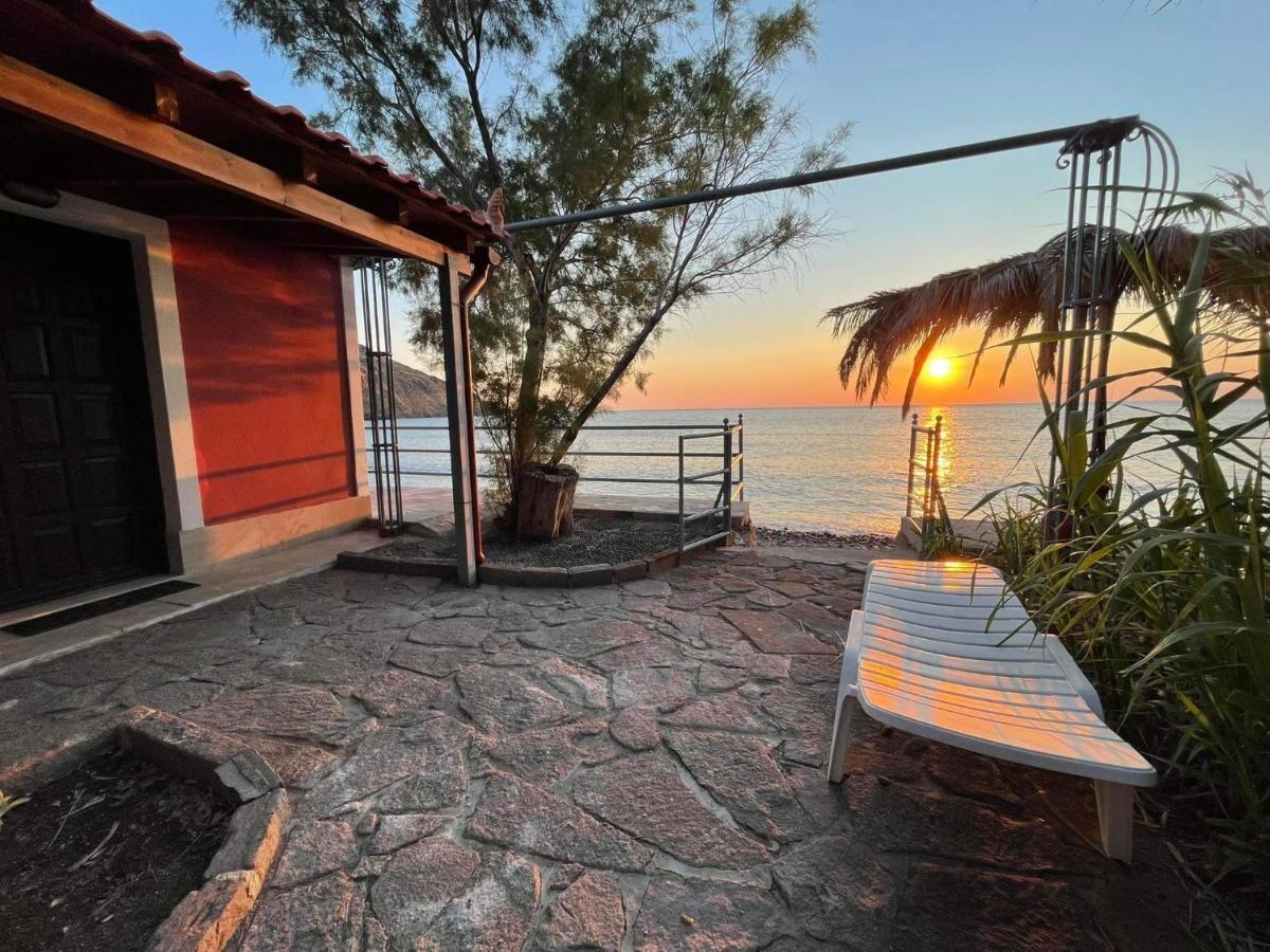 Terracotta Boutique Beach Studios Mithymna Exterior photo